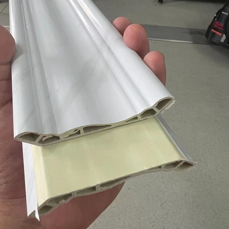Akcesoria dekoracyjne Podłoga z PCV Plastikowa listwa przypodłogowa 500g / M